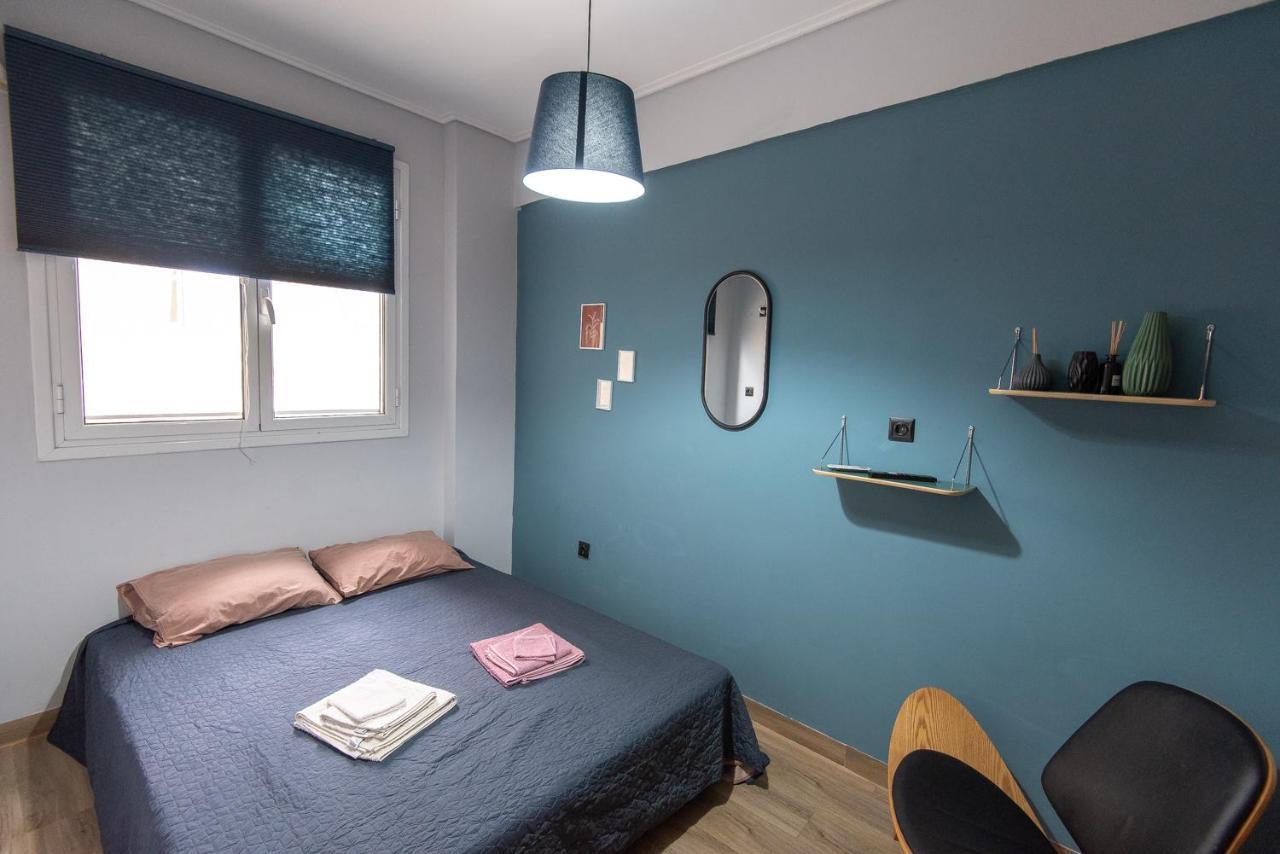 Апартаменты Blue Tourmaline Downtown Flat Каламата Экстерьер фото